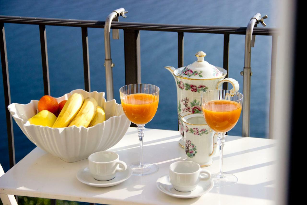 Lakefront Villa Del Pierangelo كريميا المظهر الخارجي الصورة